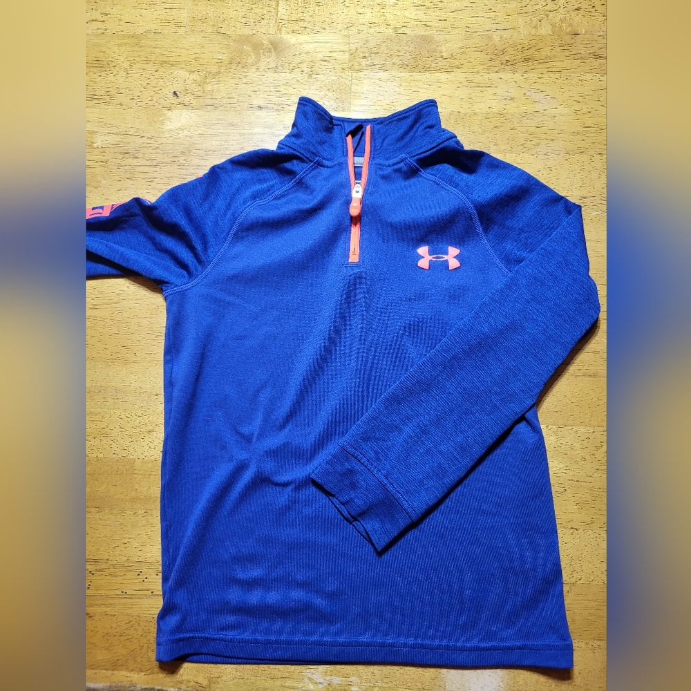UNDER ARMOUR ATHLETIC/ SPORTS HEATGEAR LOOSE SZ YXS 1/4 ZIP EXCELLENT CONDITION